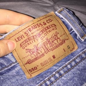 Levi’s 550 light jeans